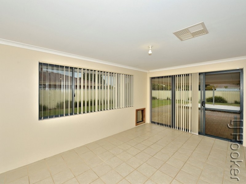 57 Coodanup Drive, Dudley Park WA 6210