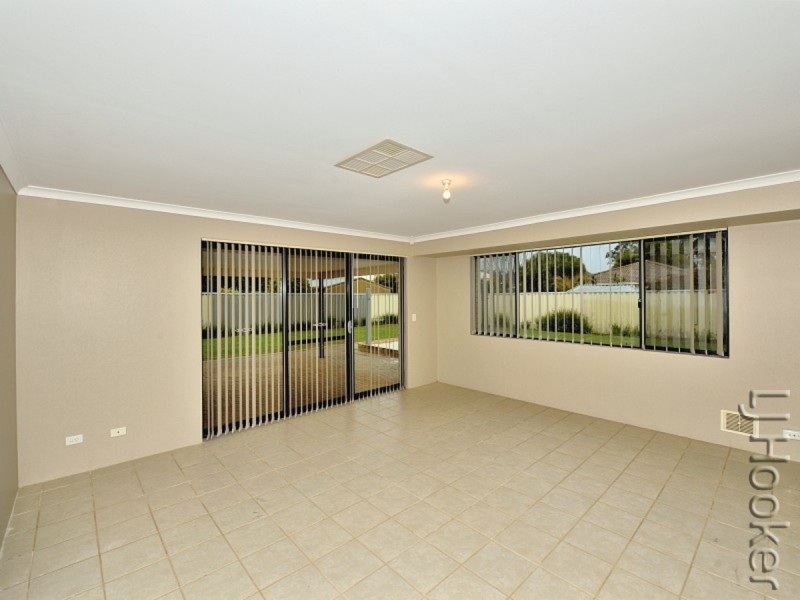 57 Coodanup Drive, Dudley Park WA 6210
