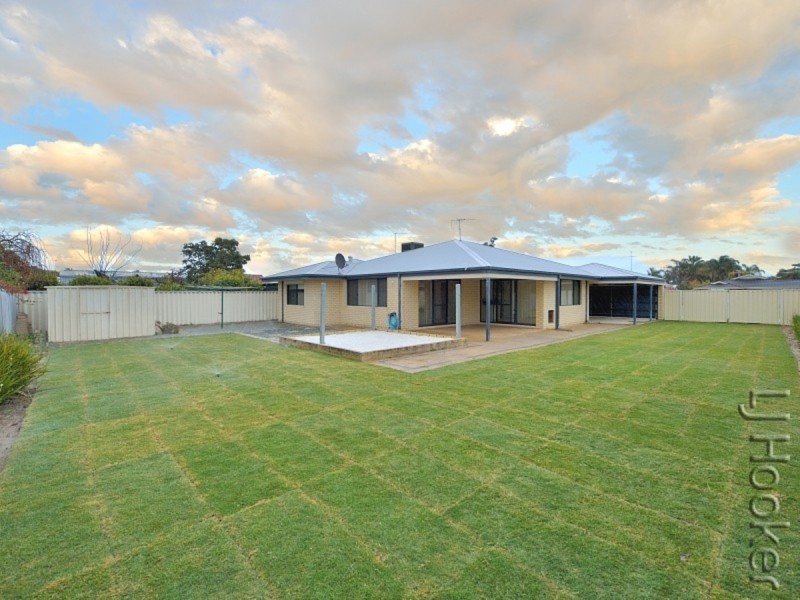 57 Coodanup Drive, Dudley Park WA 6210