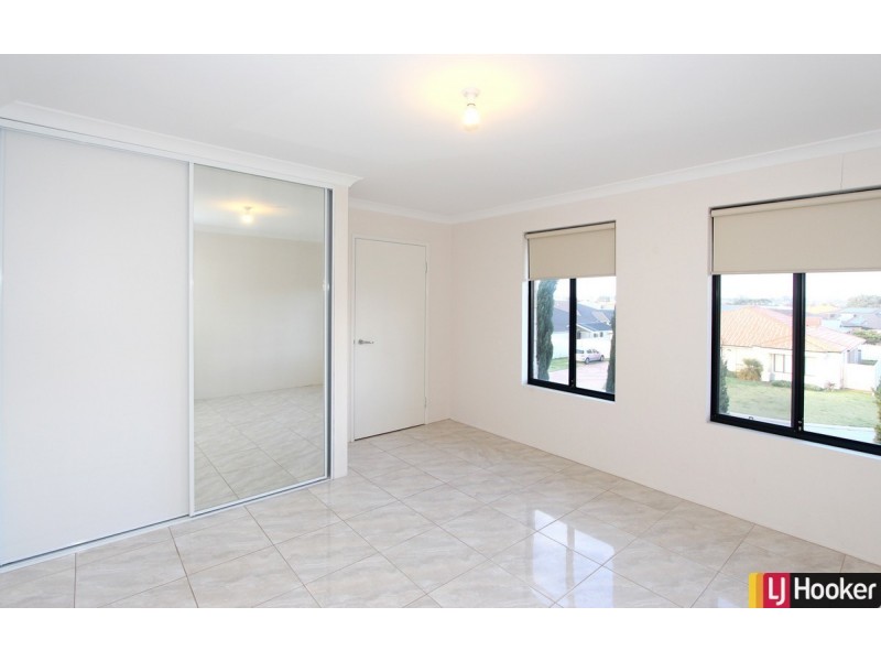 32A Guillardon Terrace, Madora Bay WA 6210