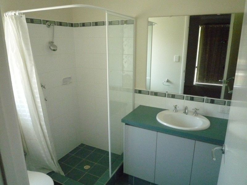 11 Myalla Pass, Lakelands WA 6180