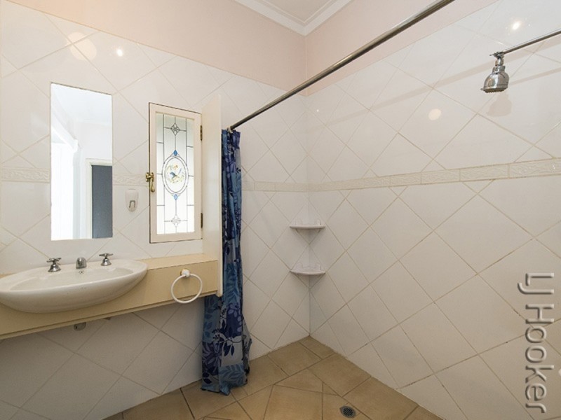 64 Boundary Road, Mandurah WA 6210