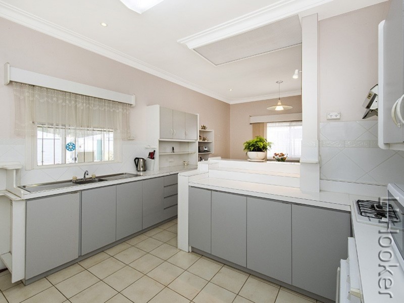 64 Boundary Road, Mandurah WA 6210