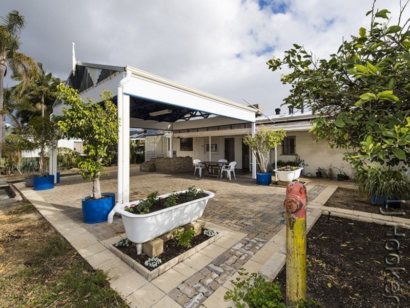 64 Boundary Road, Mandurah WA 6210