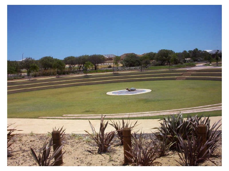 4 Honeymyrtle Grange, Halls Head WA 6210