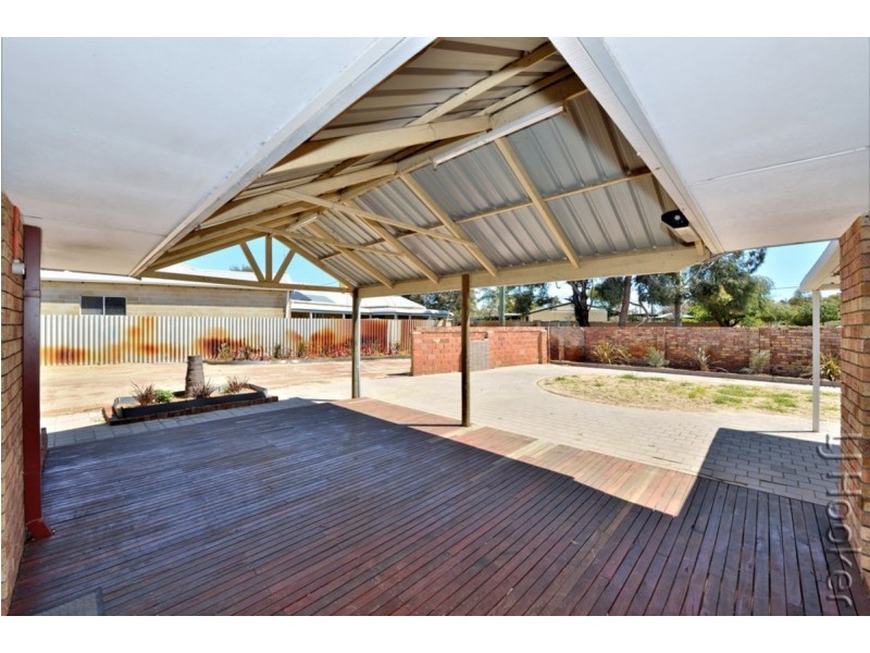 3 Kalbar Court, Greenfields WA 6210
