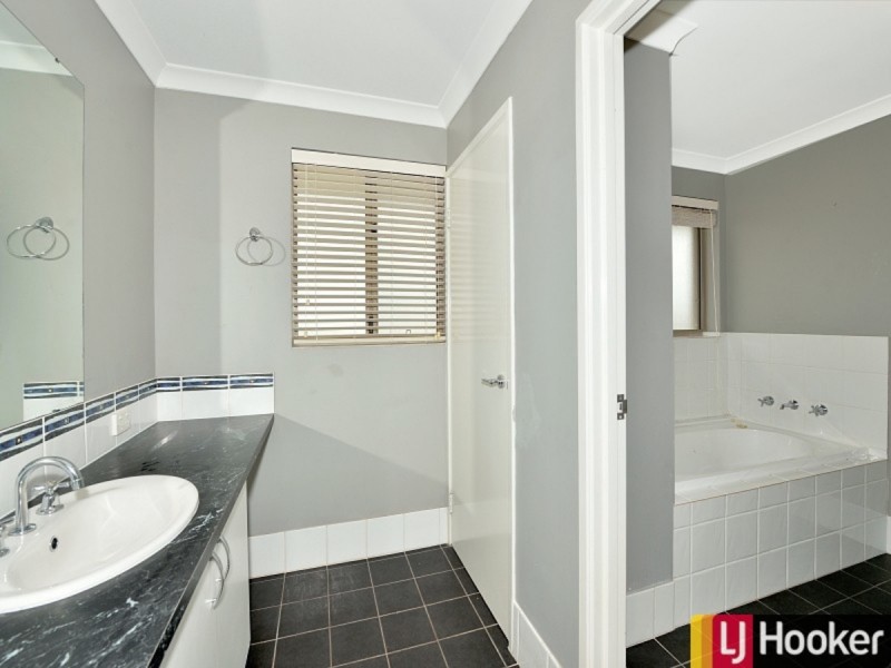 52 Hyden Loop, Dawesville WA 6211