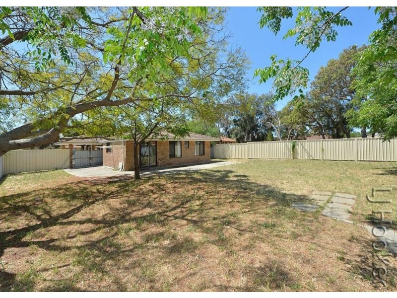 8 Warbrook Place, Coodanup WA 6210