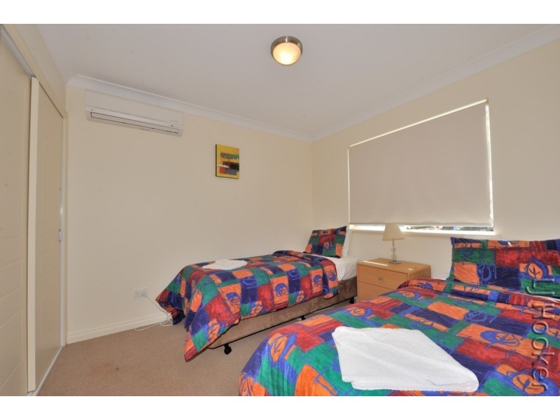 3/1 Lakes Crescent, South Yunderup WA 6208