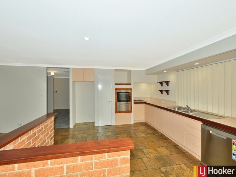 9 Selwyn Rise, Greenfields WA 6210