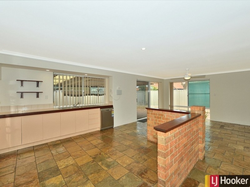 9 Selwyn Rise, Greenfields WA 6210