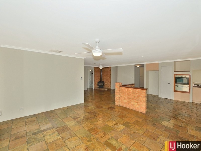 9 Selwyn Rise, Greenfields WA 6210