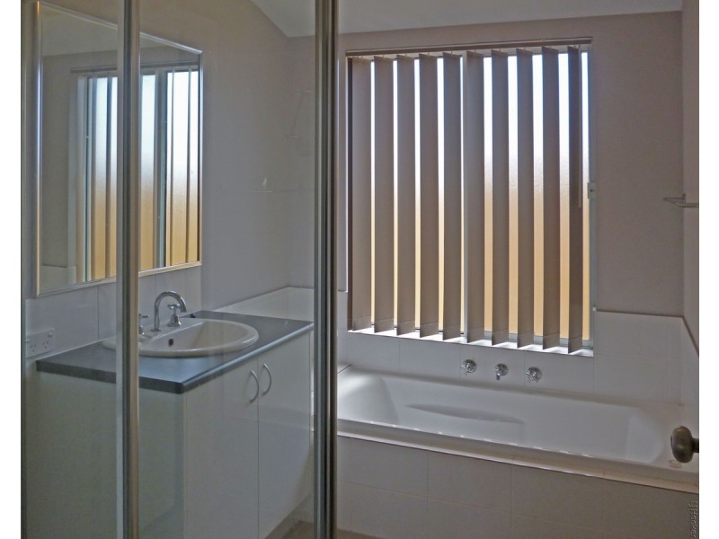 30 Illyarrie Avenue, Falcon WA 6210