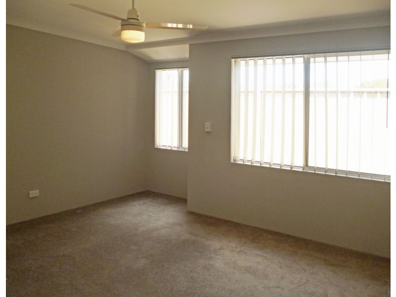 30 Illyarrie Avenue, Falcon WA 6210