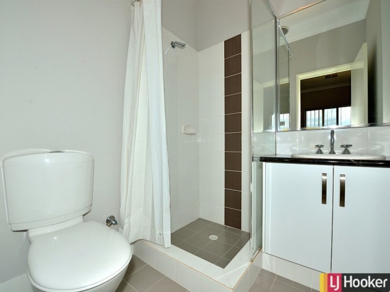 53 Kerkeri Heights, Lakelands WA 6180