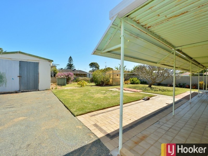 12 Leigh Street, Dudley Park WA 6210