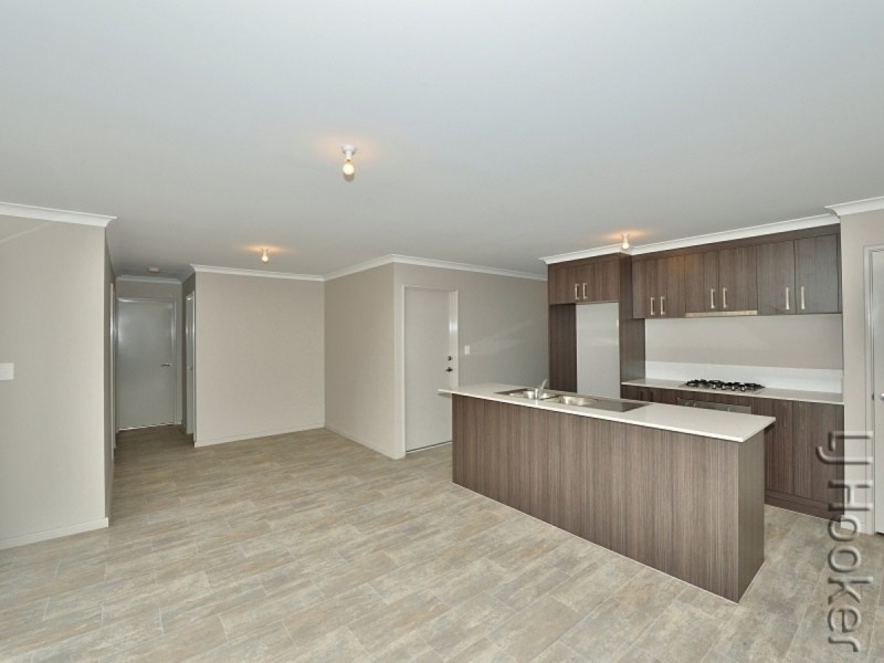 23 Encourage Loop, Dudley Park WA 6210