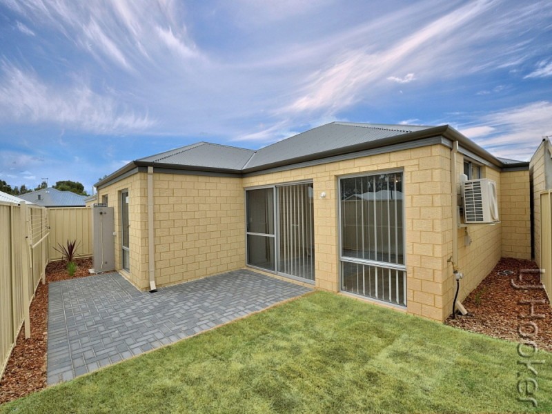 23 Encourage Loop, Dudley Park WA 6210