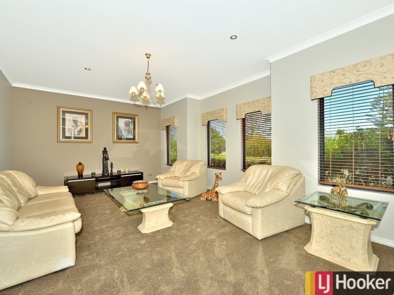 5 Fistina Ramble, Halls Head WA 6210