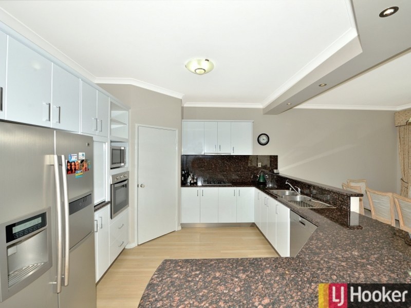 5 Fistina Ramble, Halls Head WA 6210