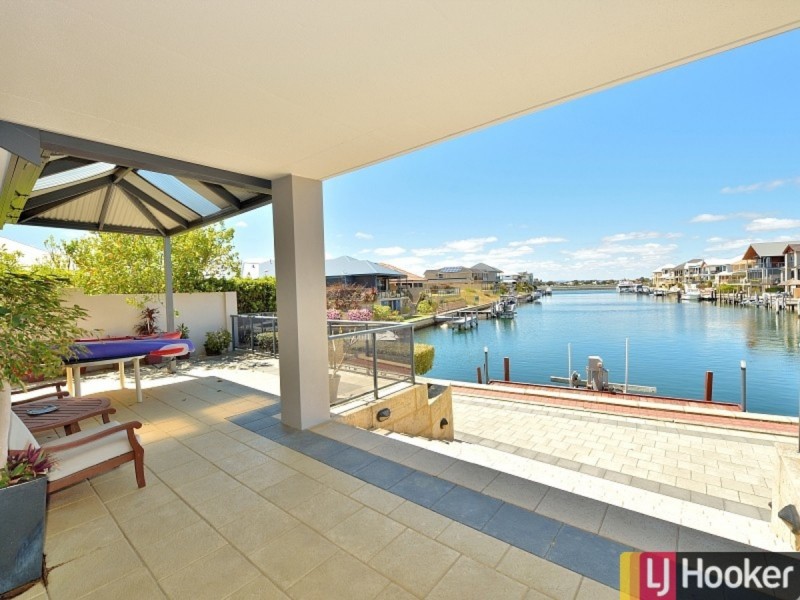 5 Fistina Ramble, Halls Head WA 6210