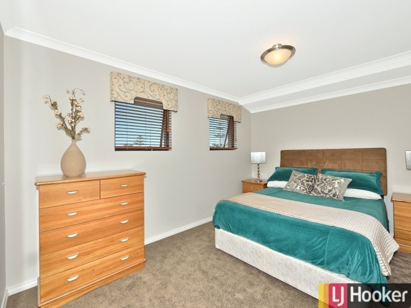 5 Fistina Ramble, Halls Head WA 6210