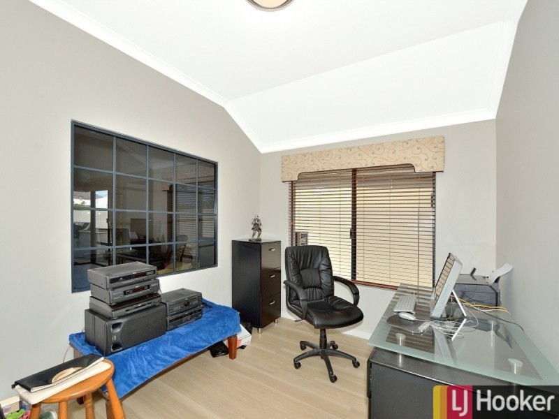 5 Fistina Ramble, Halls Head WA 6210