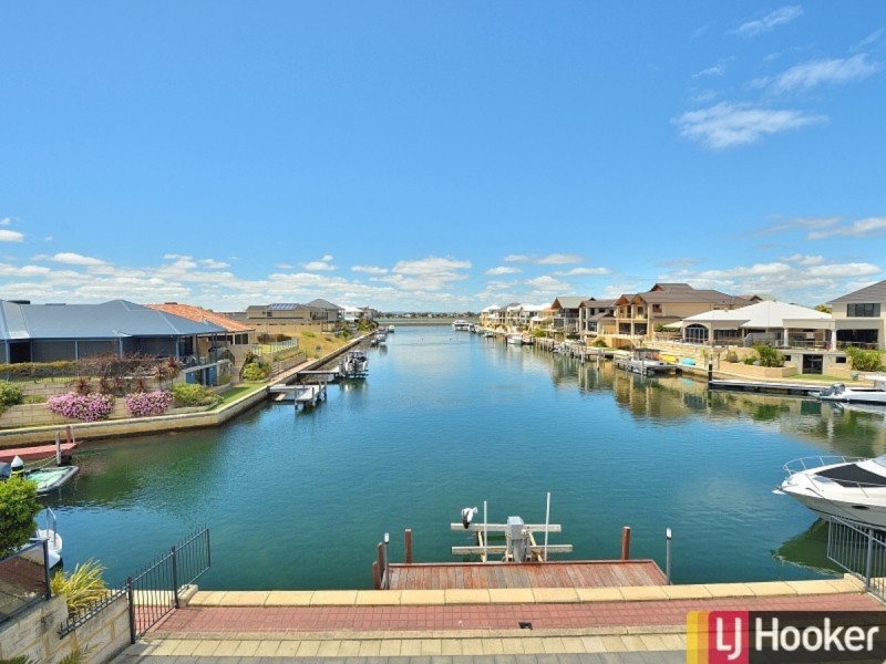 5 Fistina Ramble, Halls Head WA 6210