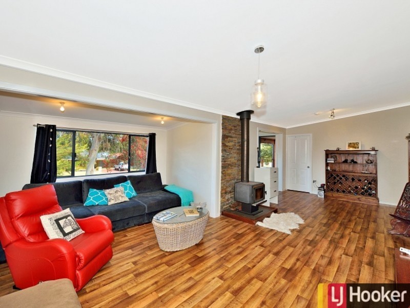 11 King Drive, Wannanup WA 6210