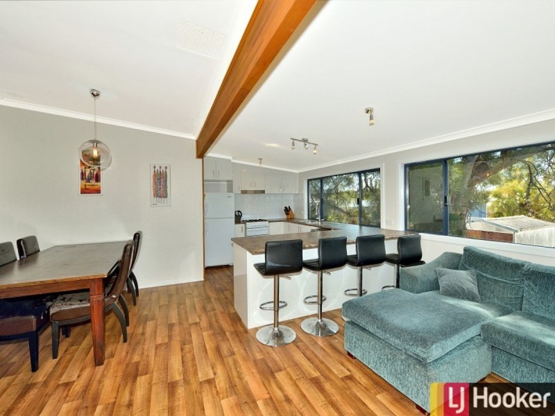 11 King Drive, Wannanup WA 6210