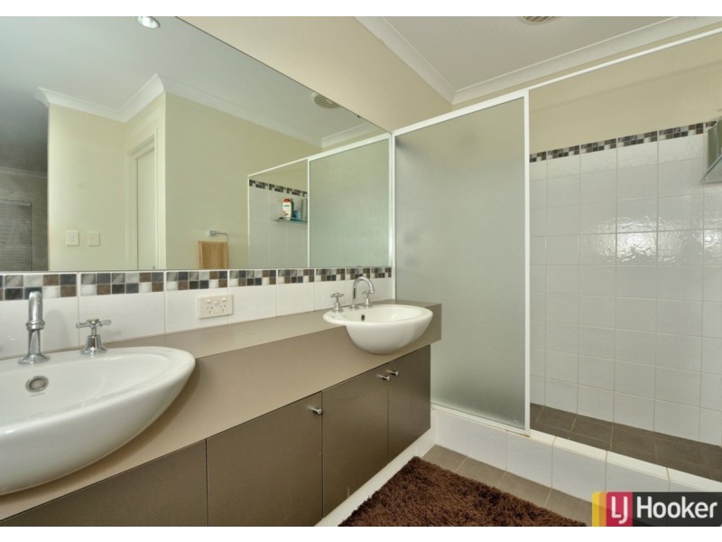 36 Hudson Drive, Dudley Park WA 6210