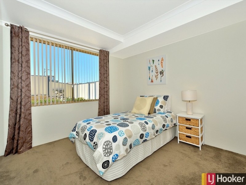 48 Camden Way, Meadow Springs WA 6210