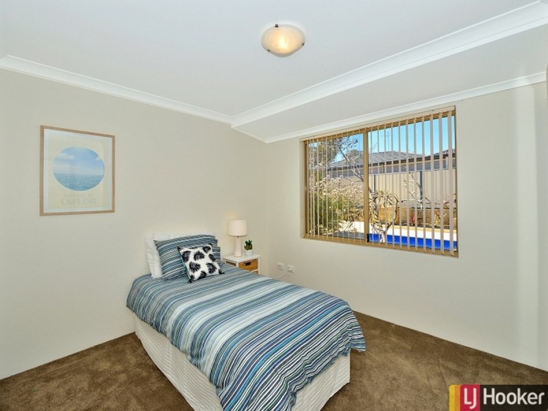 48 Camden Way, Meadow Springs WA 6210