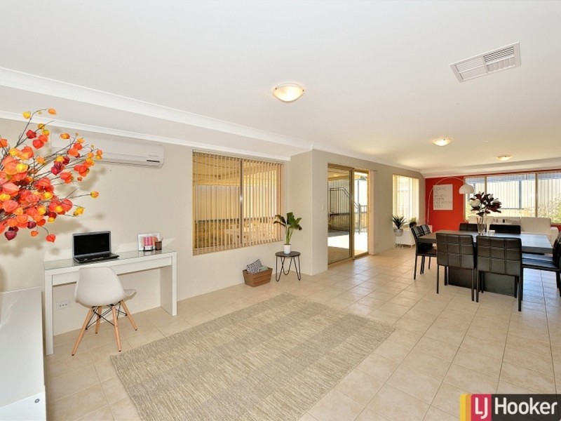 48 Camden Way, Meadow Springs WA 6210