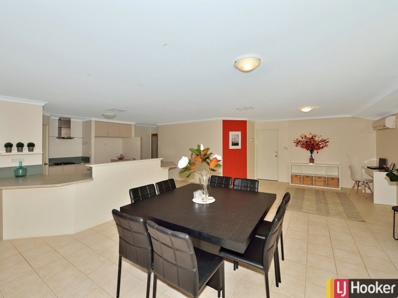 48 Camden Way, Meadow Springs WA 6210