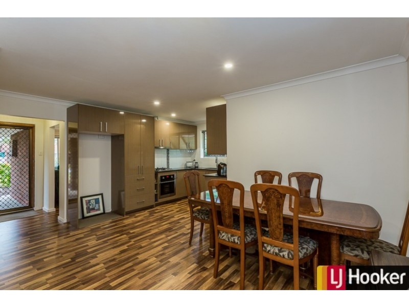 32 Kookerbrook Street, Dudley Park WA 6210