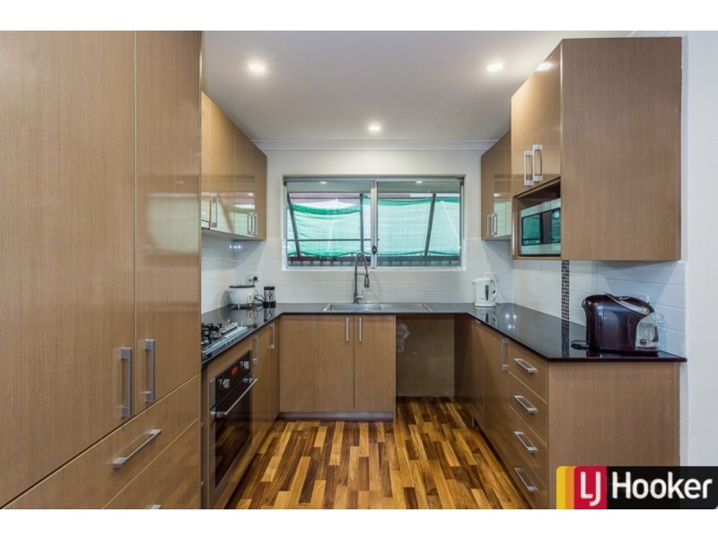 32 Kookerbrook Street, Dudley Park WA 6210