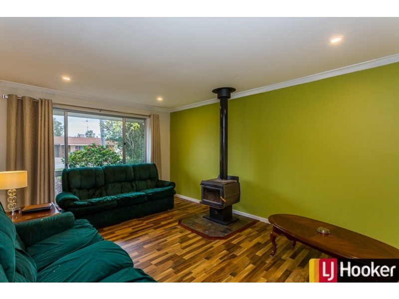 32 Kookerbrook Street, Dudley Park WA 6210