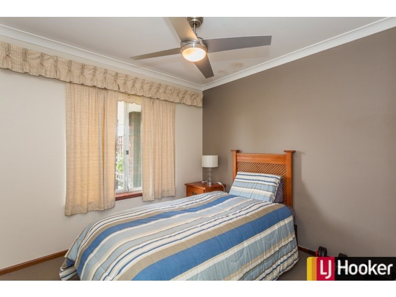 32 Kookerbrook Street, Dudley Park WA 6210