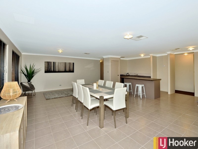 41 Newbridge Street, Meadow Springs WA 6210