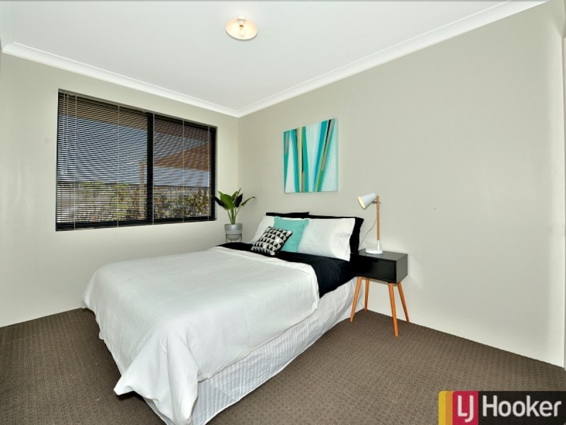 41 Newbridge Street, Meadow Springs WA 6210