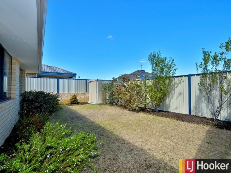 41 Newbridge Street, Meadow Springs WA 6210