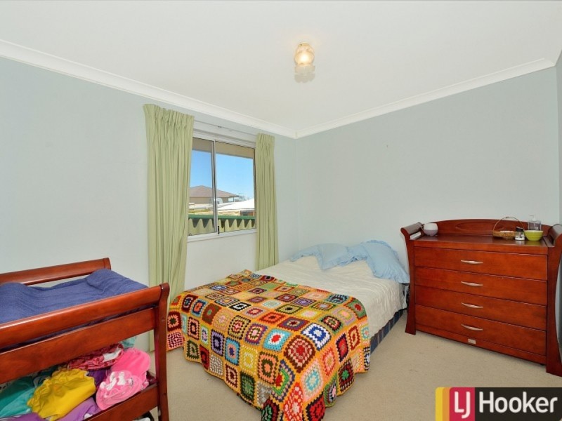 25B Janis Street, Halls Head WA 6210