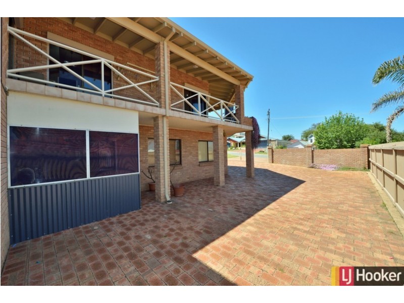 14 Selene Way, San Remo WA 6210