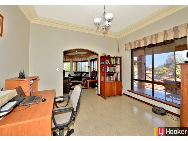 14 Selene Way, San Remo WA 6210