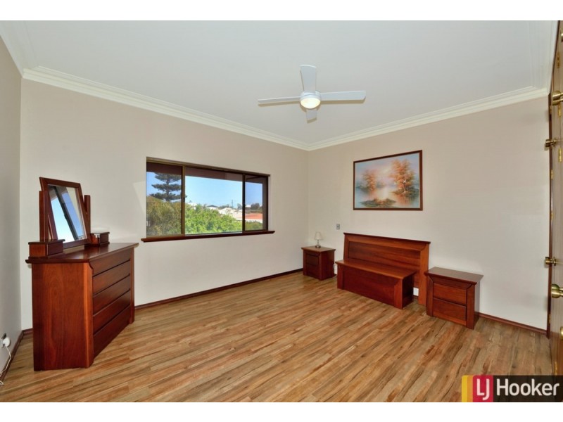 14 Selene Way, San Remo WA 6210