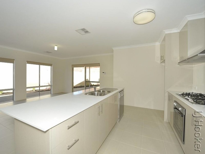 17 Agonis Way, Wannanup WA 6210