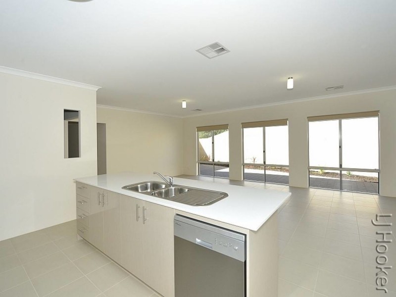 17 Agonis Way, Wannanup WA 6210
