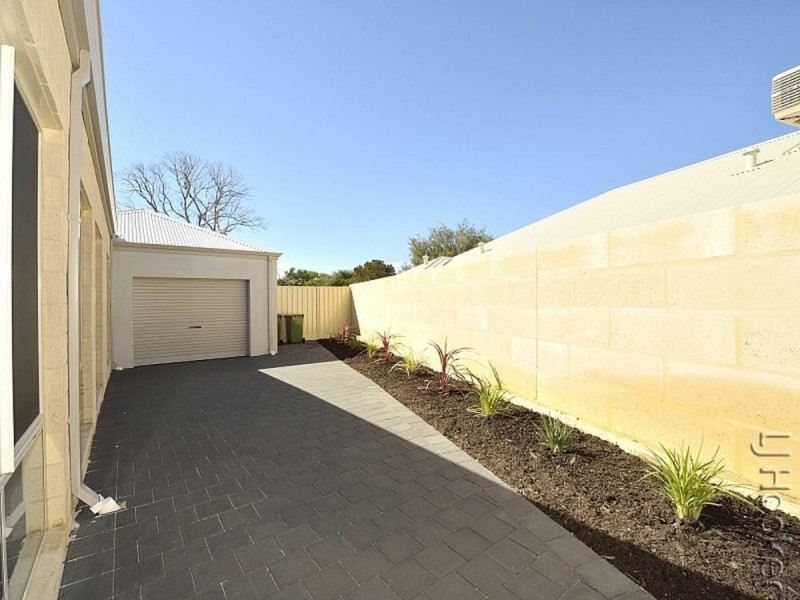 17 Agonis Way, Wannanup WA 6210