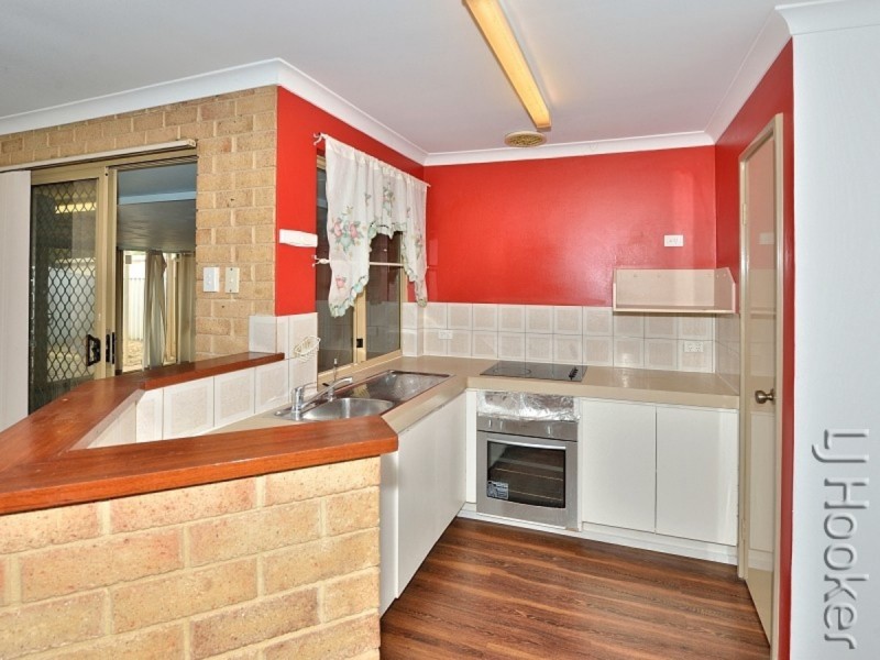 21A La Grange Place, Meadow Springs WA 6210